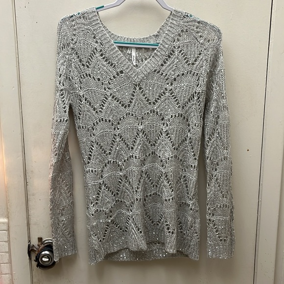 Studio Y Silver Sequins Embellished. Size Small - Picture 13 of 14